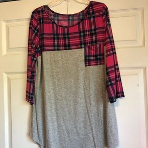 Pink plaid and gray top NWT